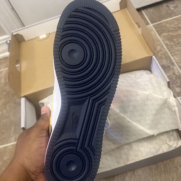 Nike Air Force 1 '07 Shoes White Thunder Blue Pink HF4849-100 Men's Size 9 - Picture 12 of 13